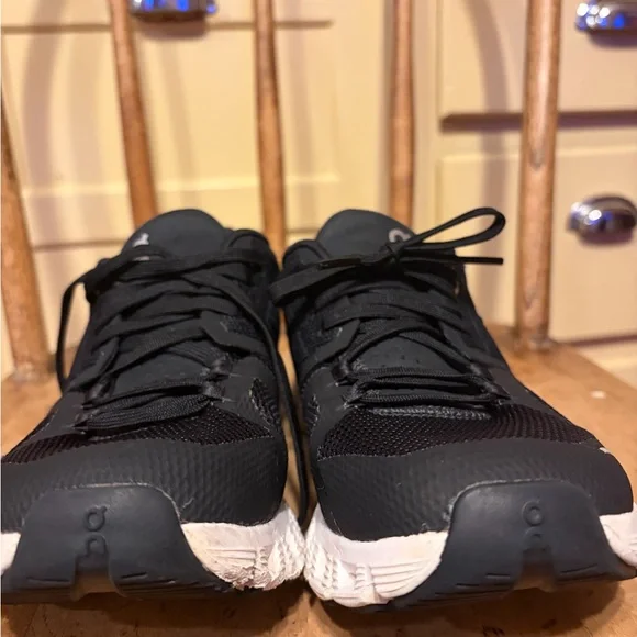 On Running women Black and White Athletic Shoes - Picture 8 of 16